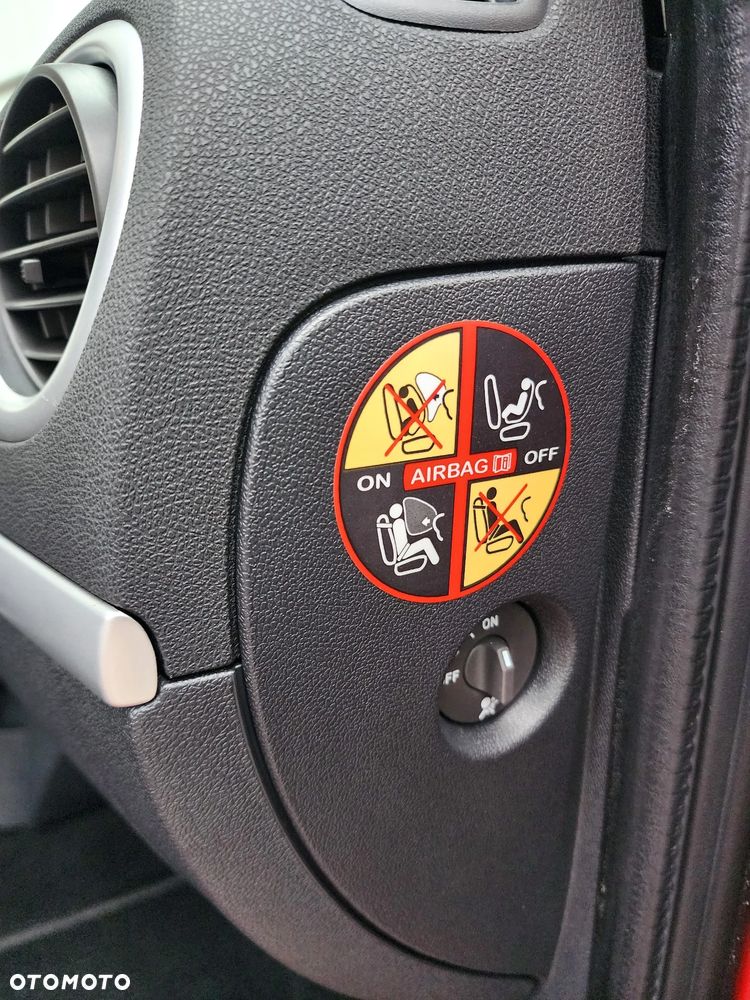 Renault Clio 1.2 16V Dynamique - 32