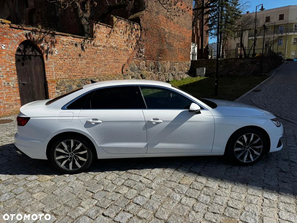 Audi A4 Limousine - 11