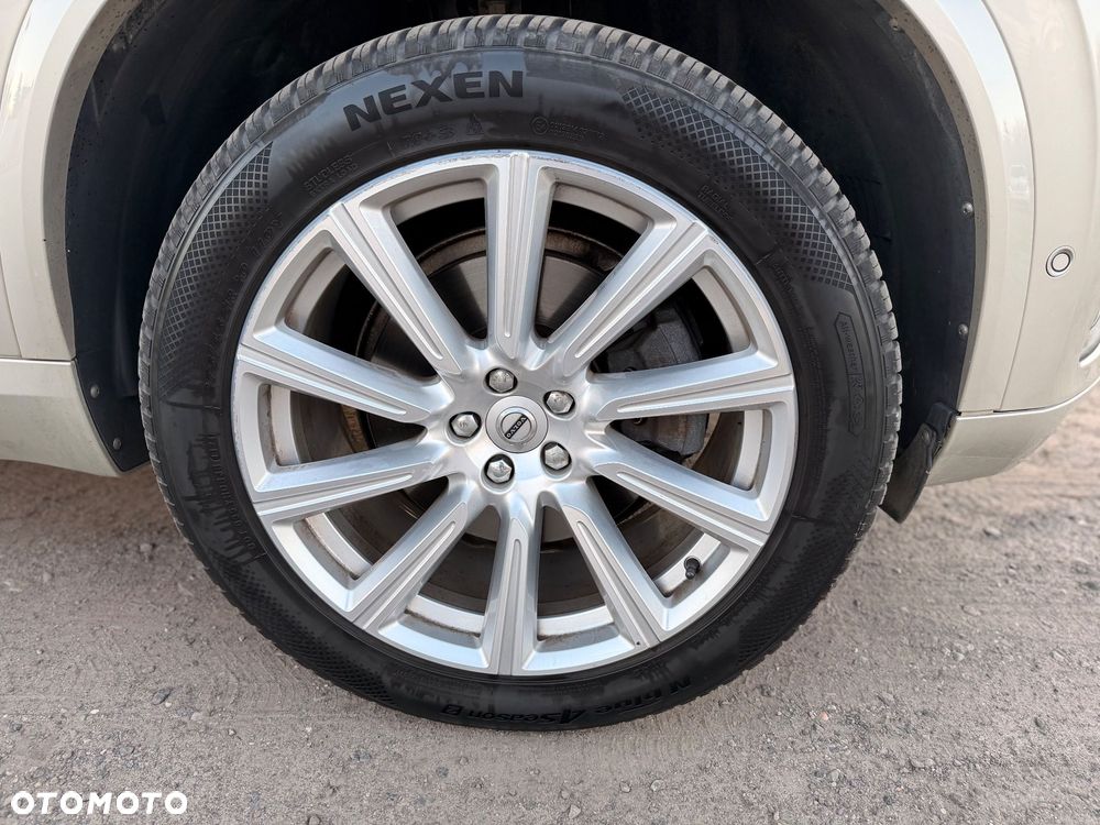 Volvo XC 90 D5 AWD Inscription 7os - 23