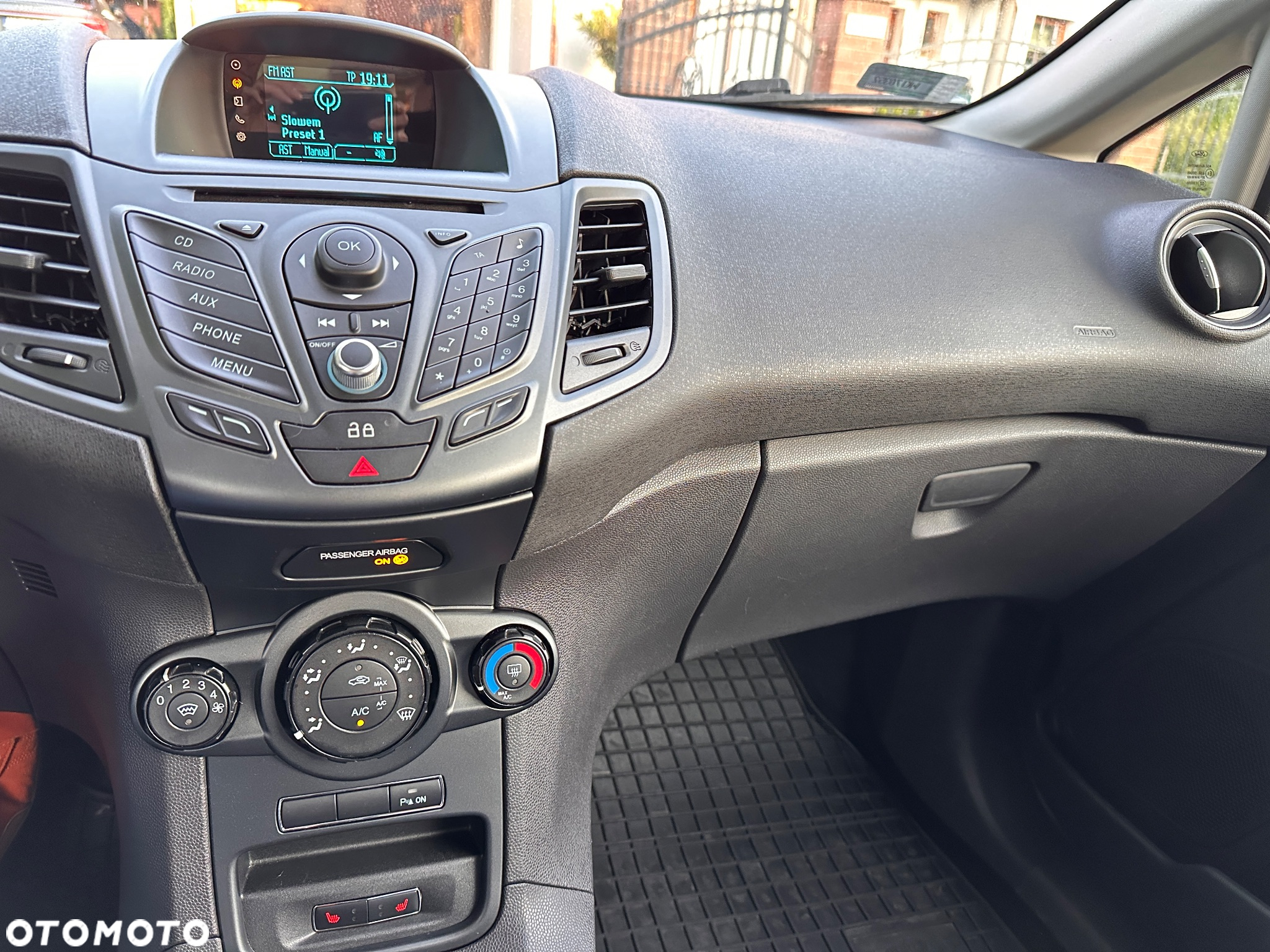 Ford Fiesta 1.0 EcoBoost Gold X EU6 MPS6 - 10