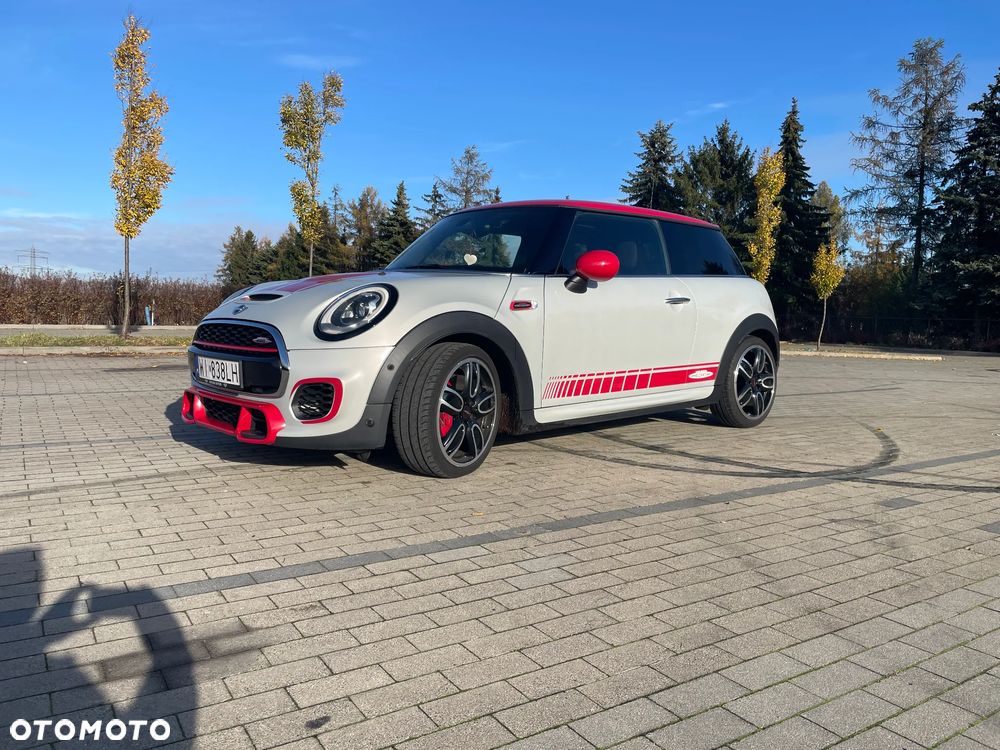MINI John Cooper Works - 12