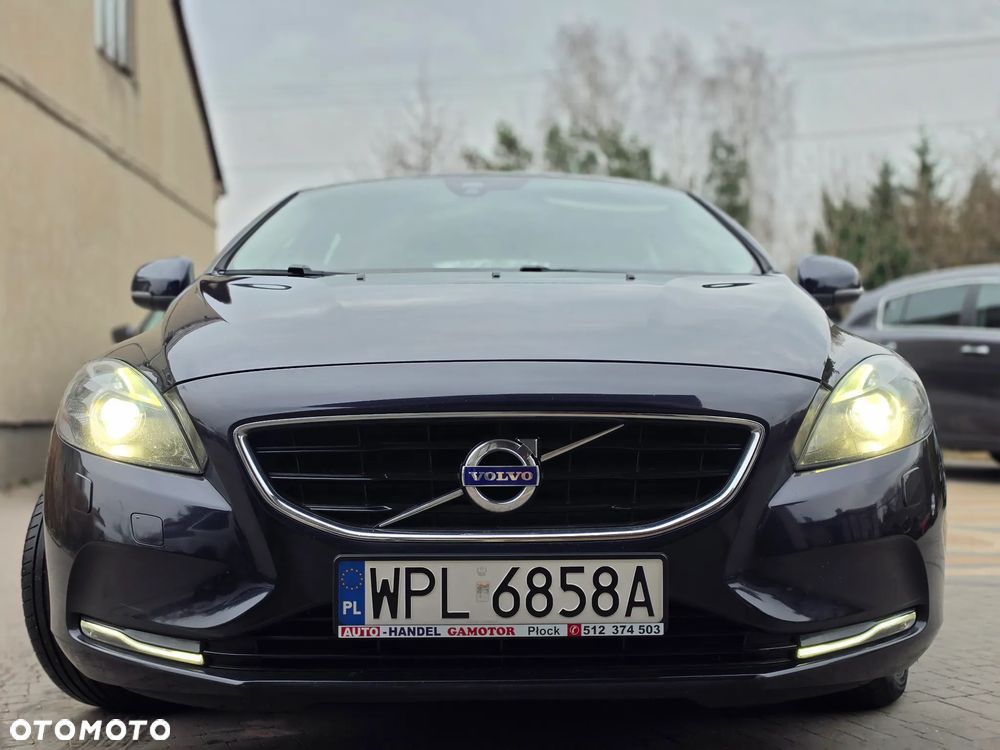 Volvo V40 - 2