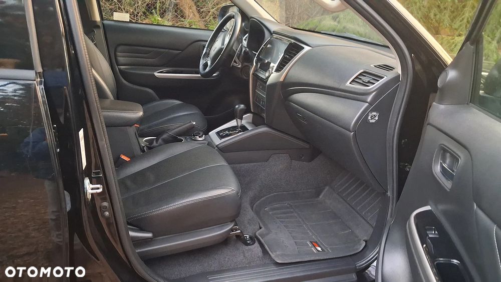 Mitsubishi L200 2.2 d DC Instyle Plus - 6