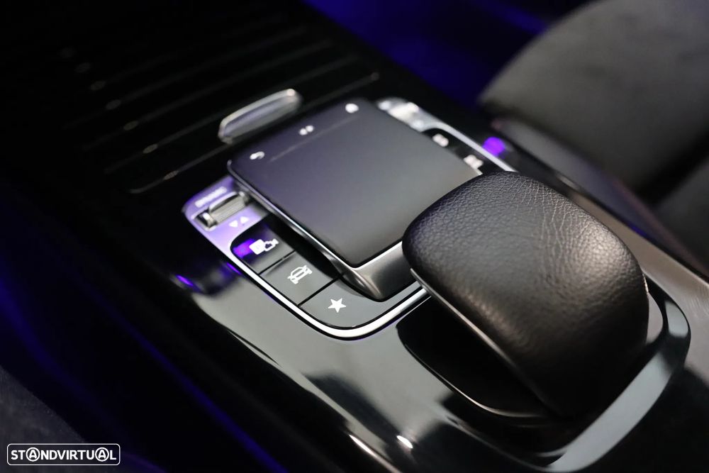 Mercedes-Benz A 180 d 7G-DCT AMG Line - 14