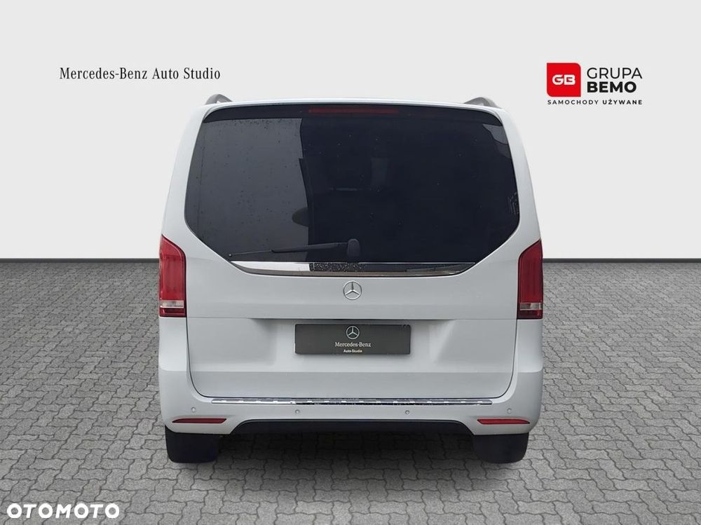 Mercedes-Benz Klasa V - 5