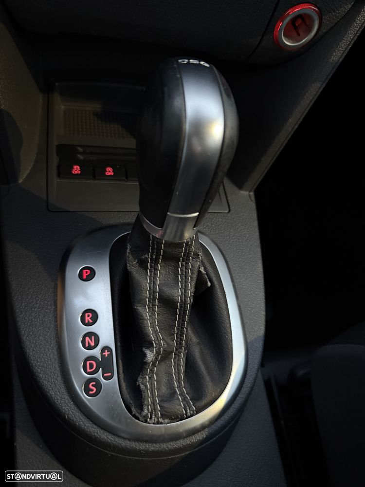 VW Touran 1.6 TDI DPF DSG Cup - 29