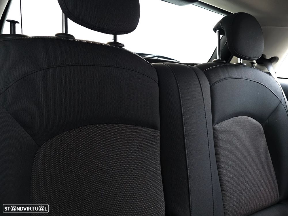 MINI 3 Portas Cooper D - 57