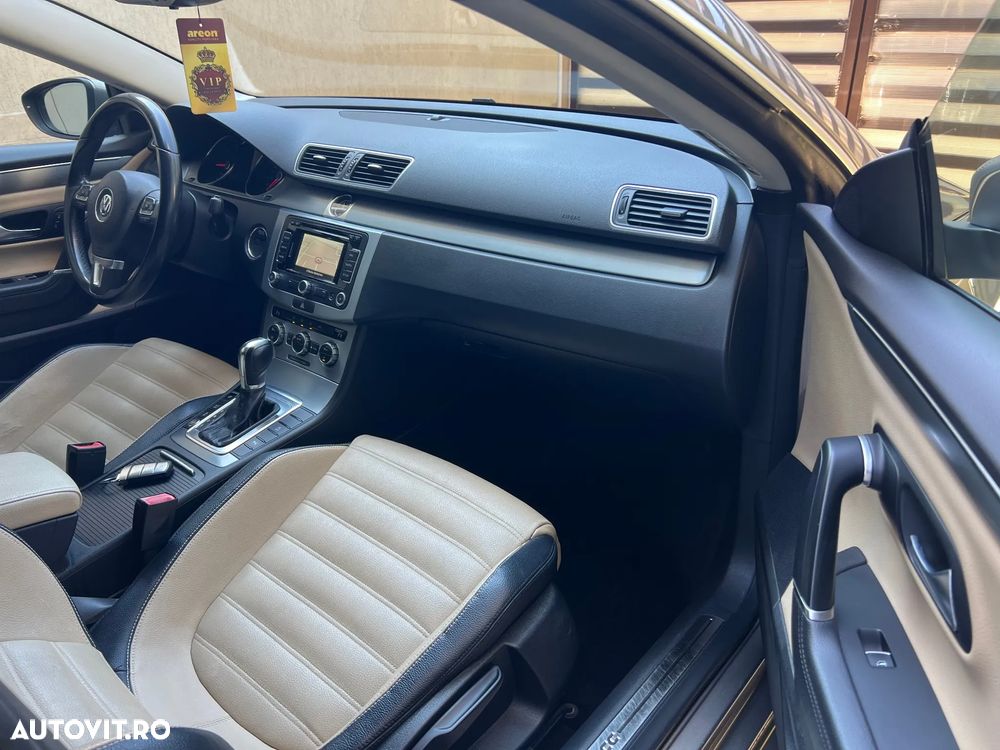 Volkswagen Passat CC 2.0 Blue TDI DSG - 31
