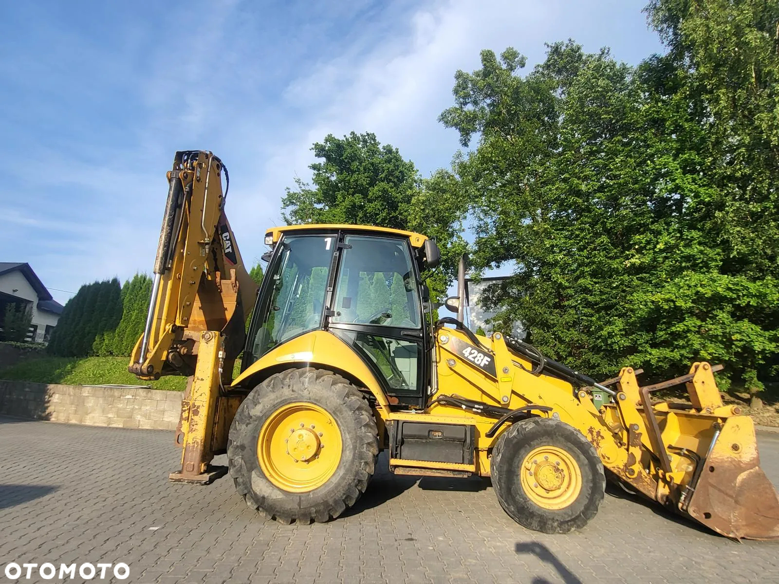 Caterpillar 428F - 3