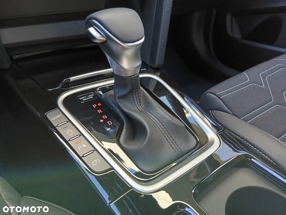 Kia XCeed 1.6 T-GDI Tribute DCT - 19