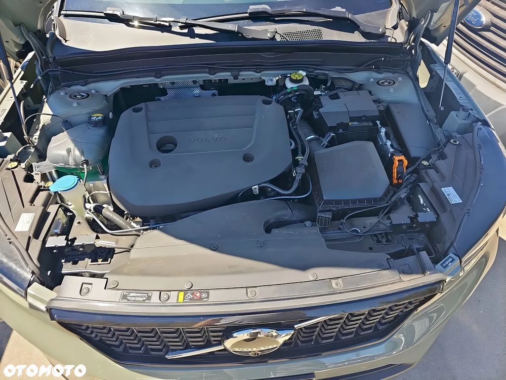 Volvo XC 40 B5 AWD Ultimate Dark - 12