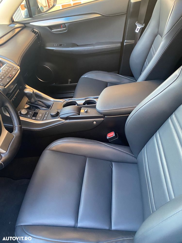 Lexus Seria NX 300h AWD Executive Plus - 9