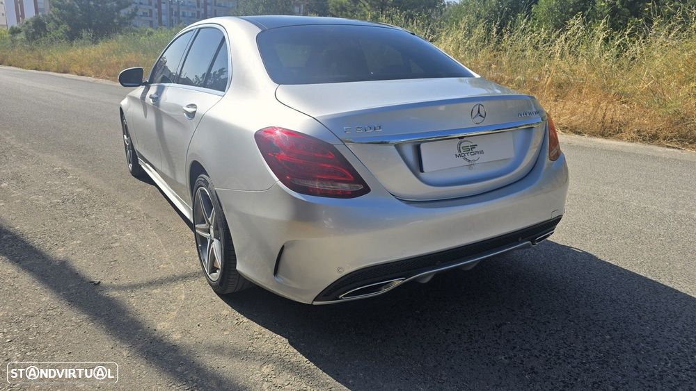 Mercedes-Benz C 300 BlueTEC Hybrid AMG Line - 4