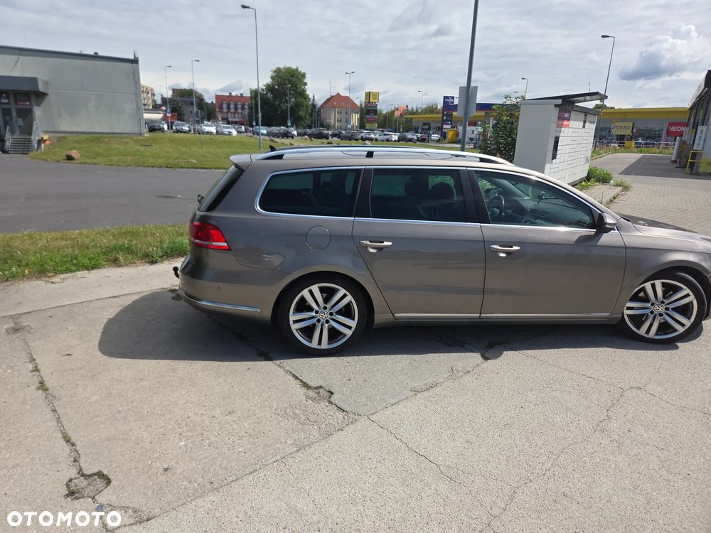 Volkswagen Passat 2.0 TDI DPF DSG R-Line Edition - 13