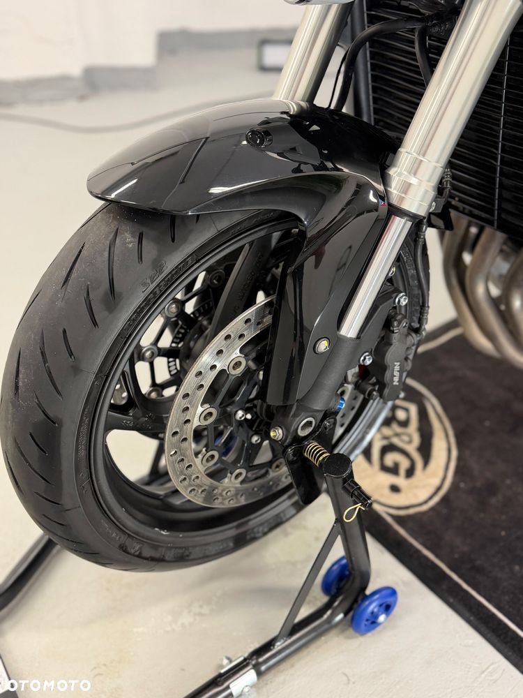 Honda CB - 24