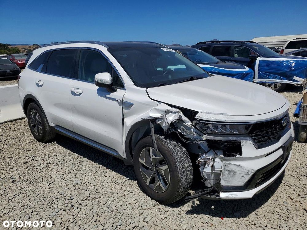 Kia Sorento - 3
