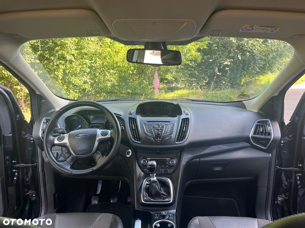 Ford Kuga 2.0 TDCi 2x4 Titanium - 13