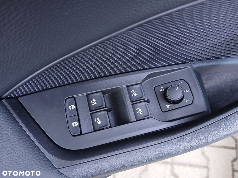 Skoda Octavia 1.5 TSI Edition 130 Selection - 12