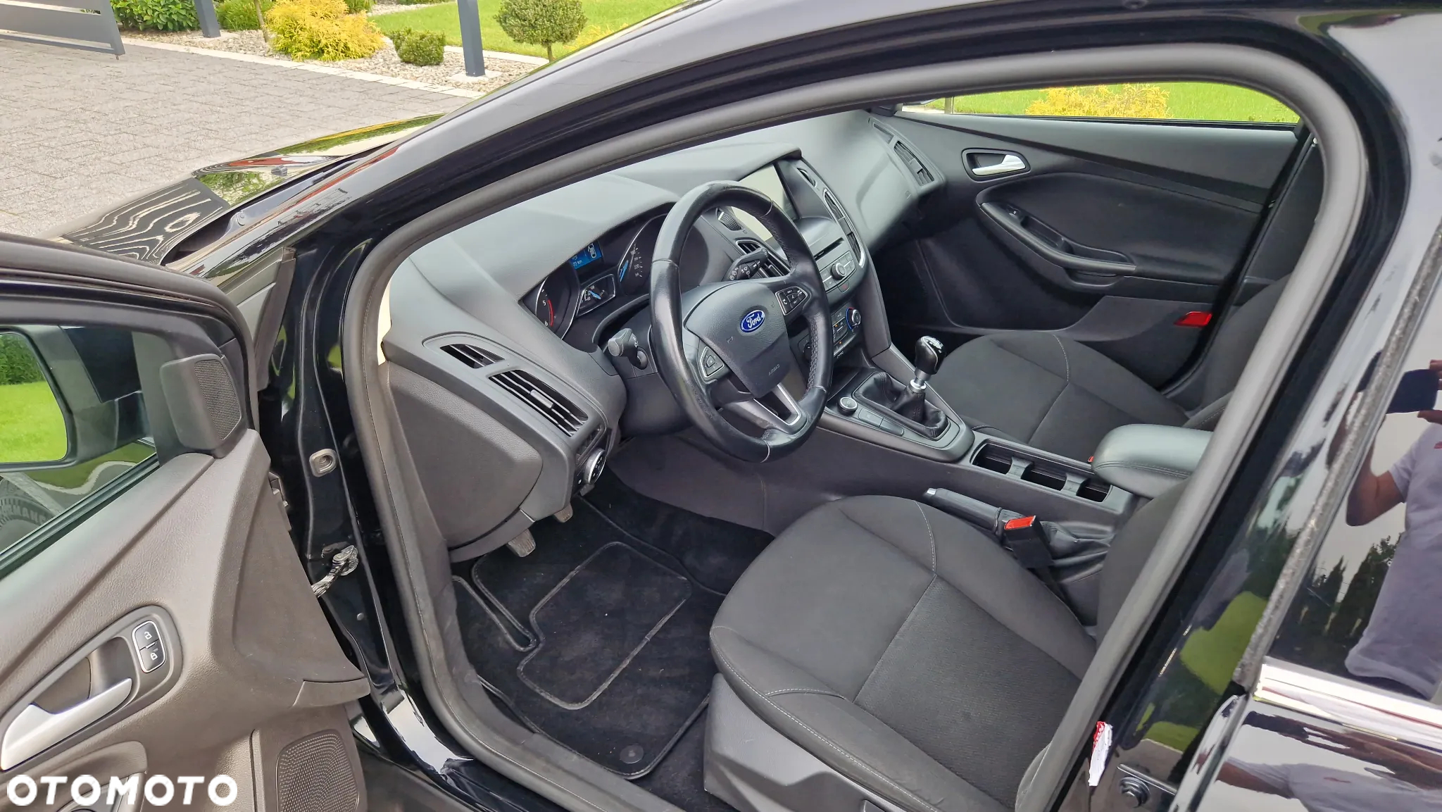 Ford Focus Turnier 1.6 TDCi DPF Titanium - 17