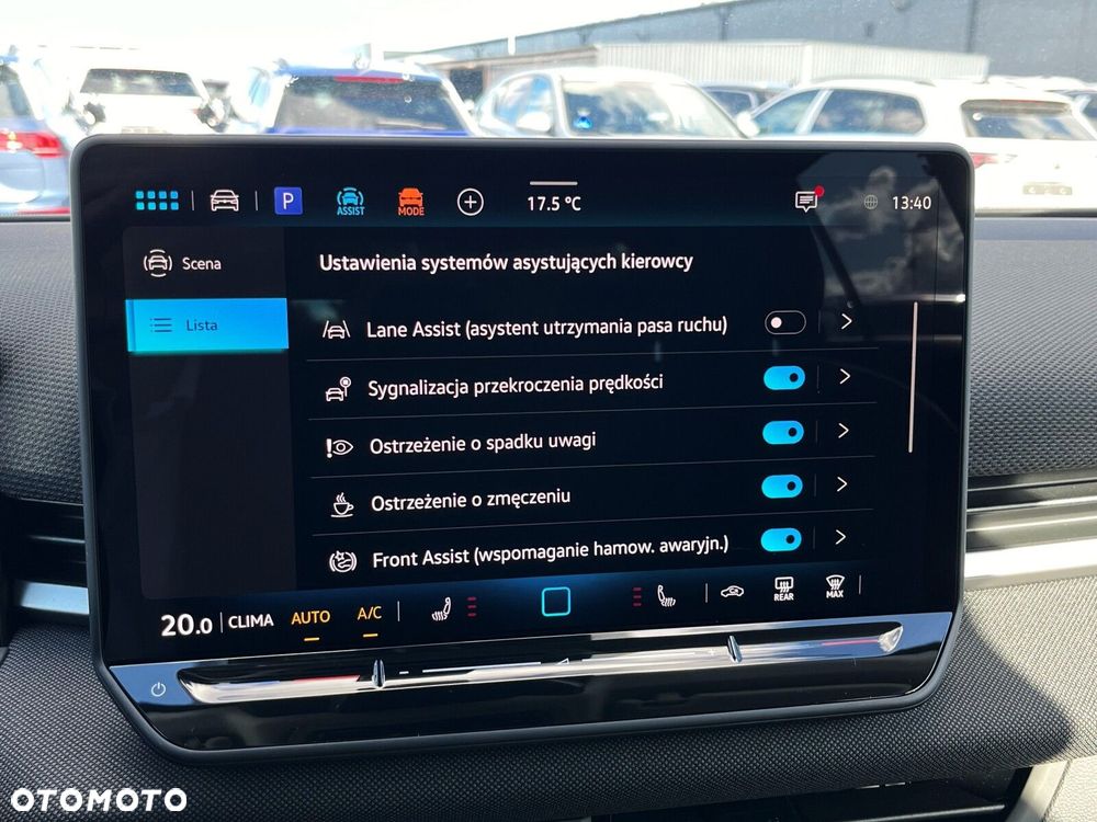 Volkswagen T-Roc 1.5 eTSI Life DSG - 13