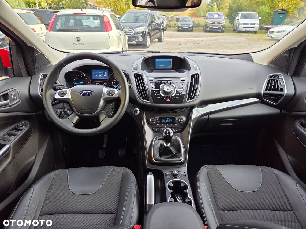 Ford Kuga 2.0 TDCi 4x2 Titanium - 17