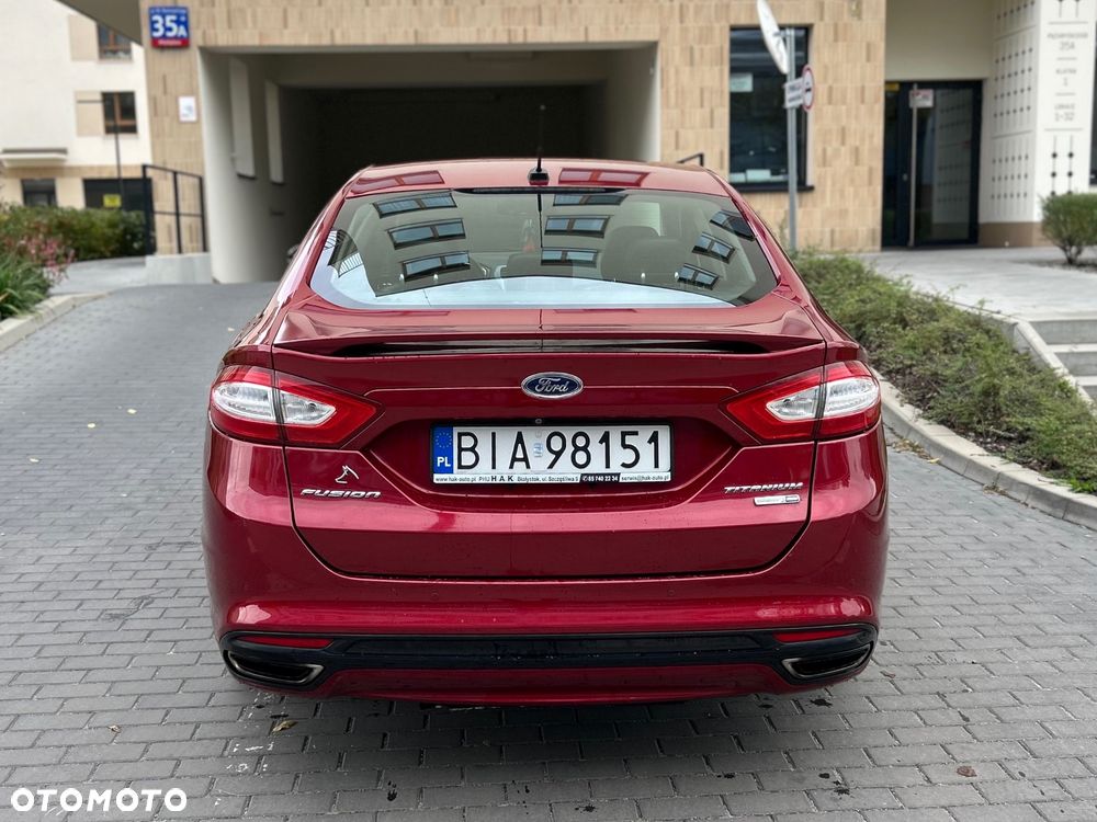 Ford Fusion 2.0 EcoBoost Titanium - 5
