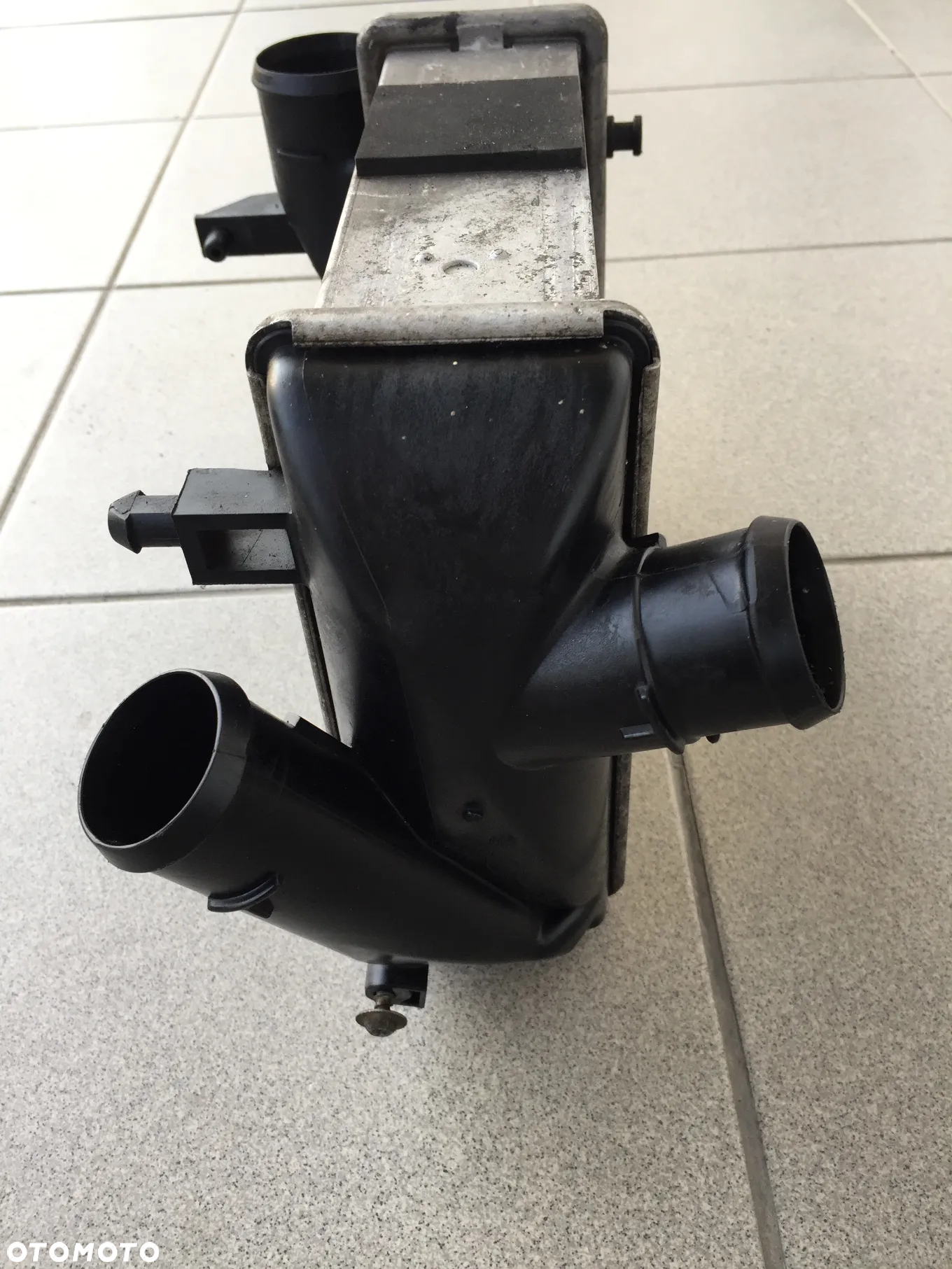 CHŁODNICA POWIETRZA INTERCOOLER LEWA LEWY AUDI A4 B6 A4 B7 2.5 TDI 8E0145805P - 5