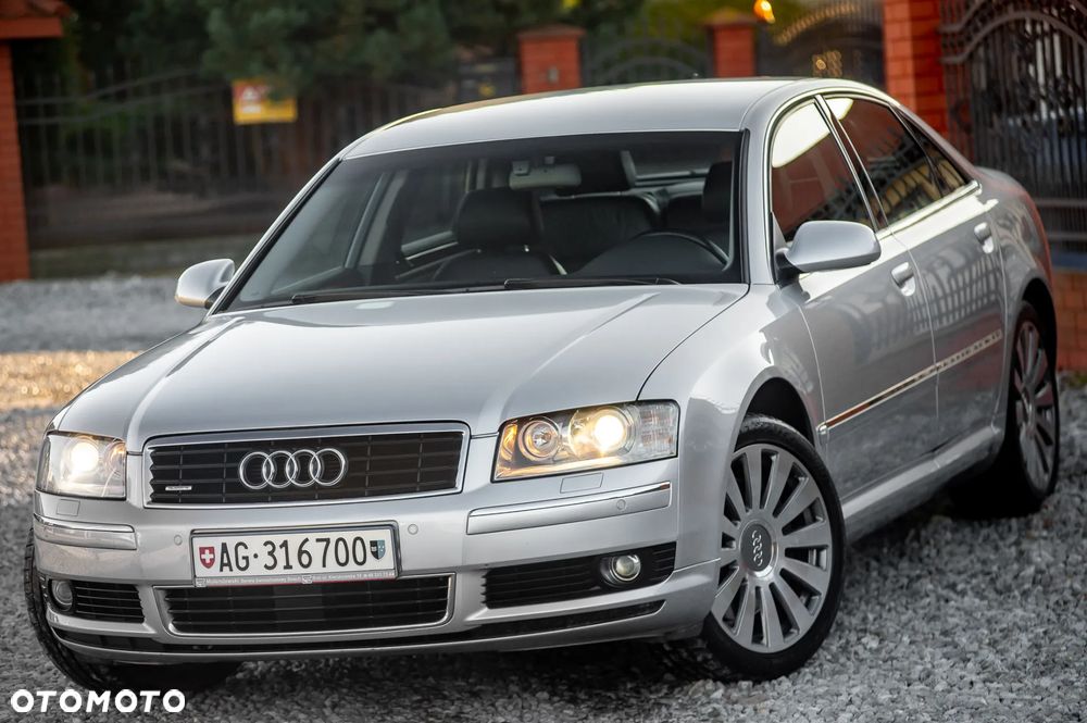 Audi A8 4.2 Quattro - 5