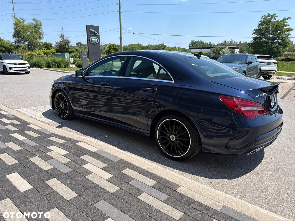 Mercedes-Benz CLA 250 4-Matic AMG Line - 4