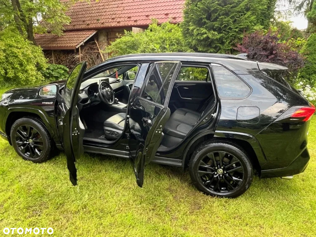 Toyota RAV4 2.5 Hybrid Black Edition by JBL 4x4 - 6