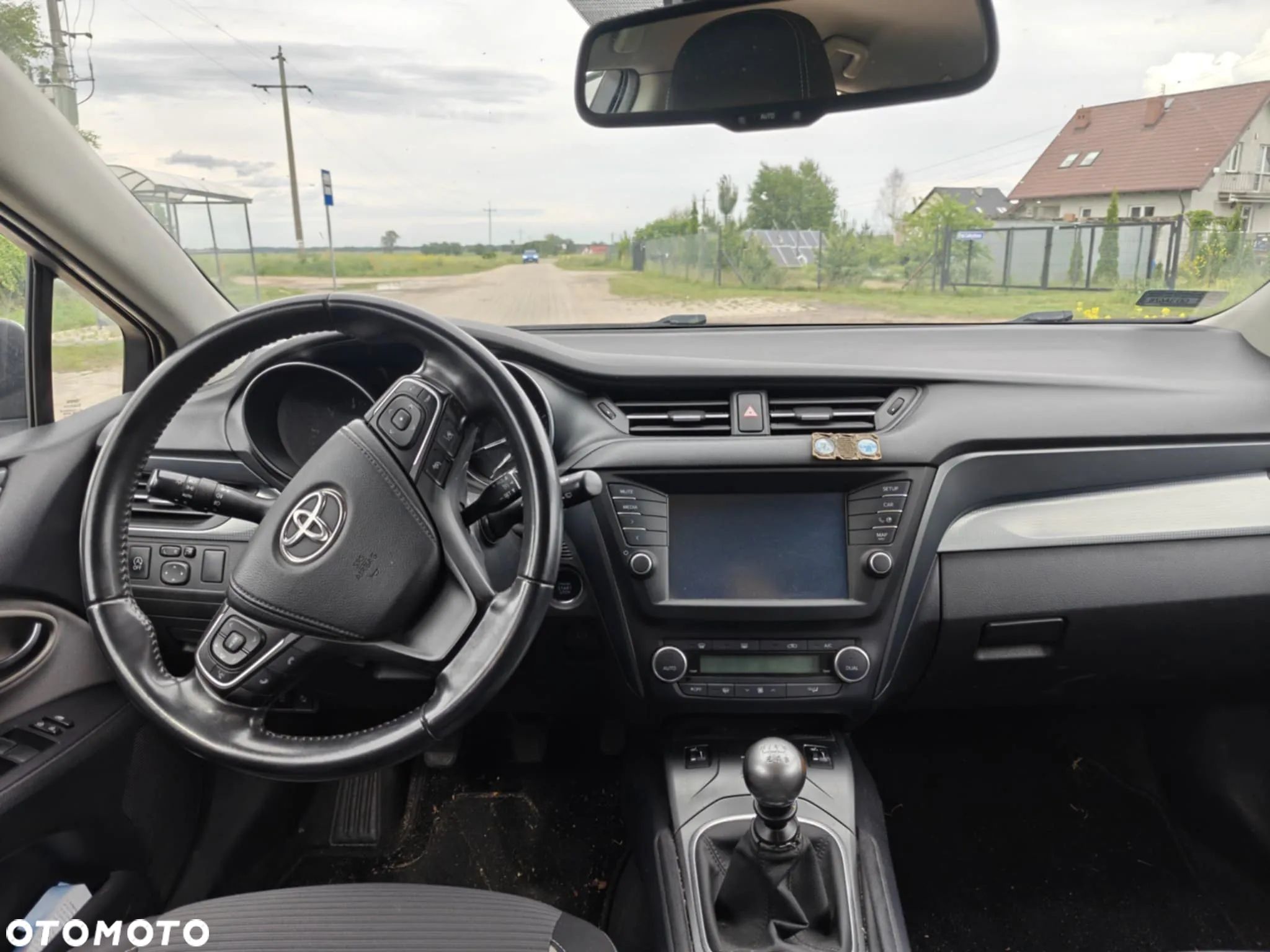 Toyota Avensis 2.0 D-4D Prestige - 1