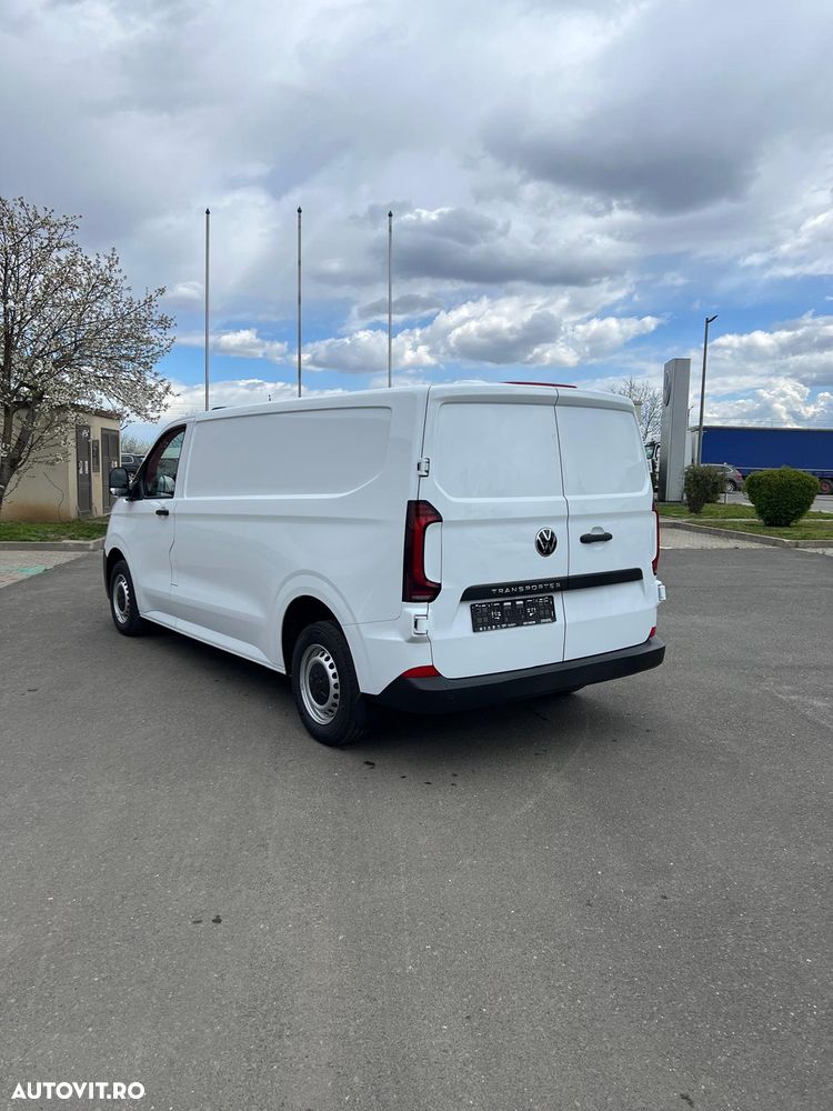 Volkswagen Transporter furgon lung 150cp - 6