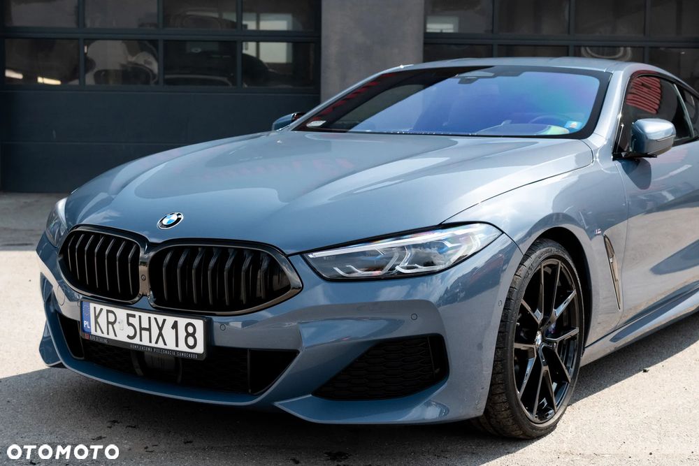 BMW 8 Series 2018 photo 2