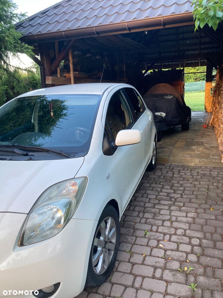 Toyota Yaris 1.3 Luna A/C - 4
