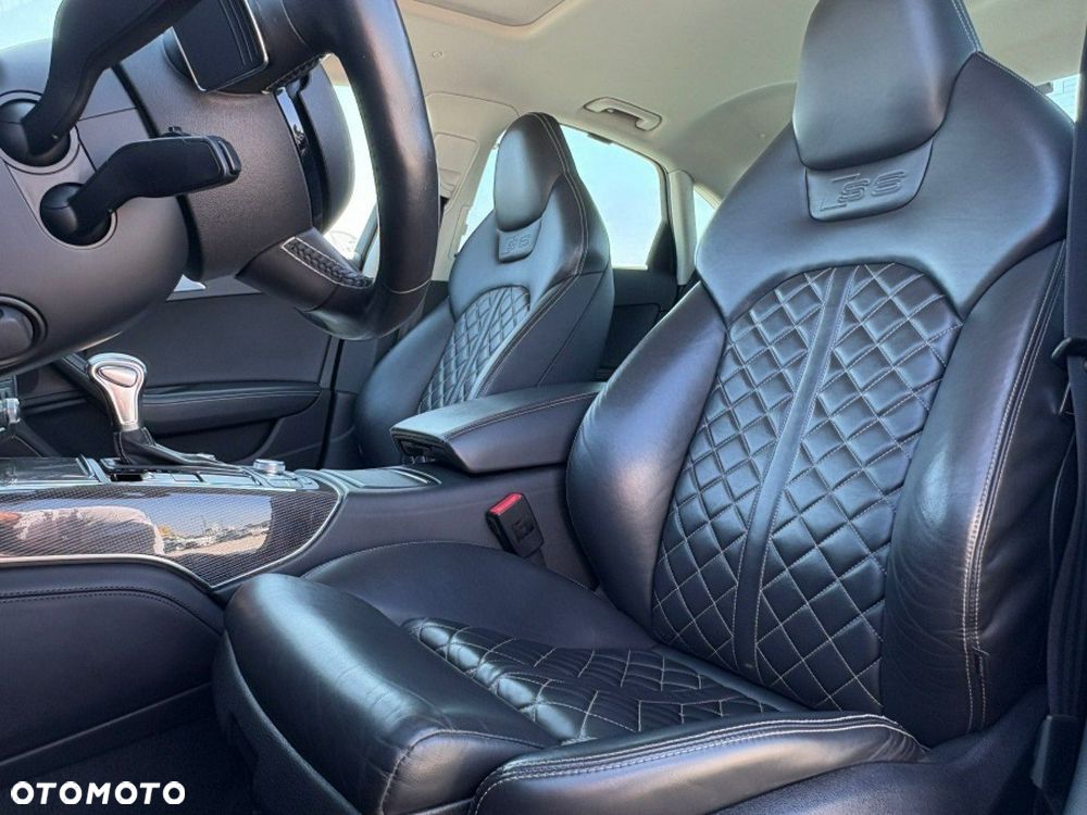 Audi S6 Limousine - 13