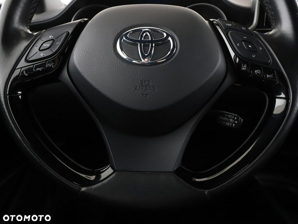 Toyota C-HR Flow - 22