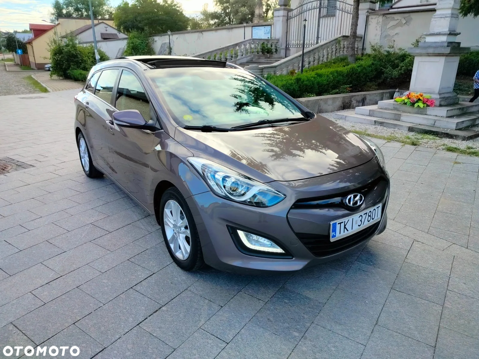 Hyundai i30 blue 1.6 CRDi Trend - 19
