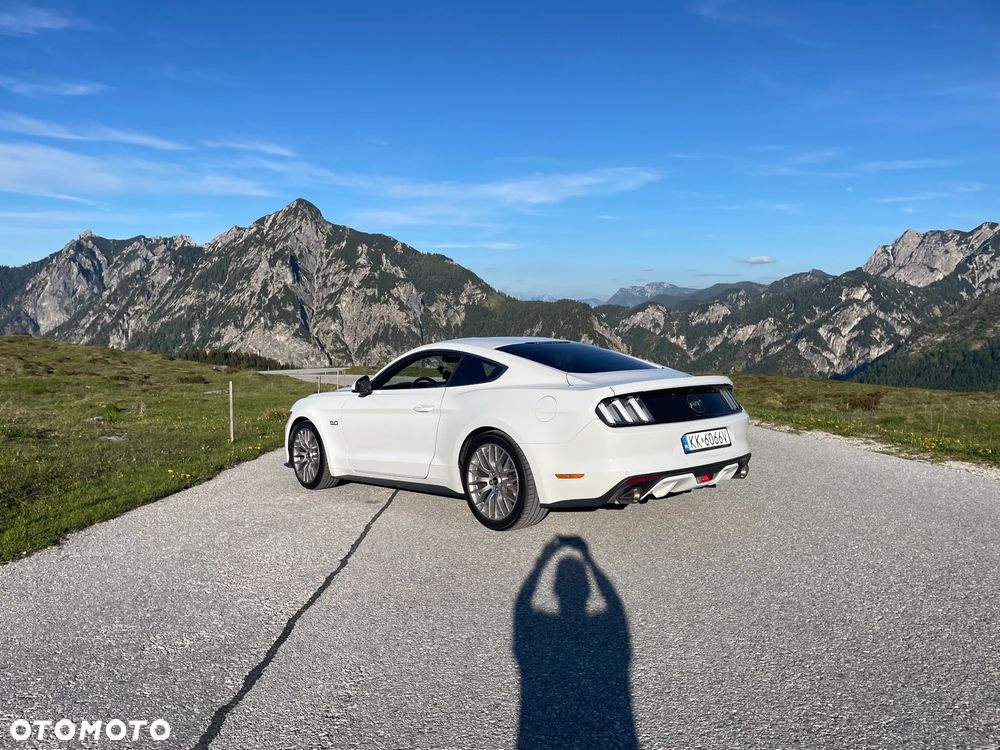 Ford Mustang 5.0 V8 GT - 16