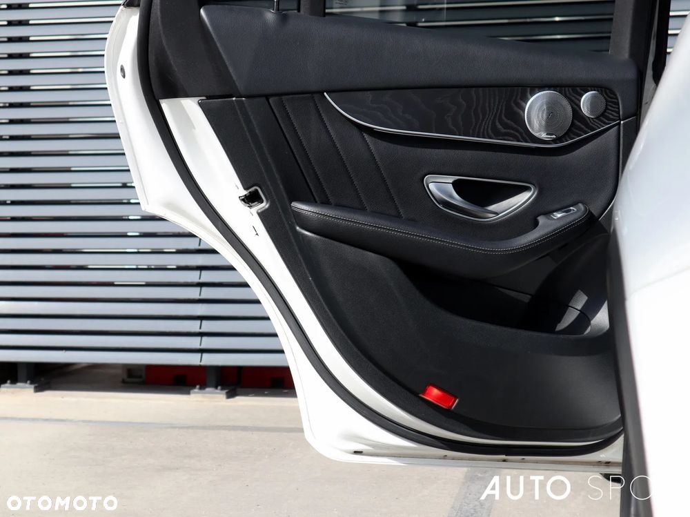 Mercedes-Benz GLC 220 d 4-Matic - 37