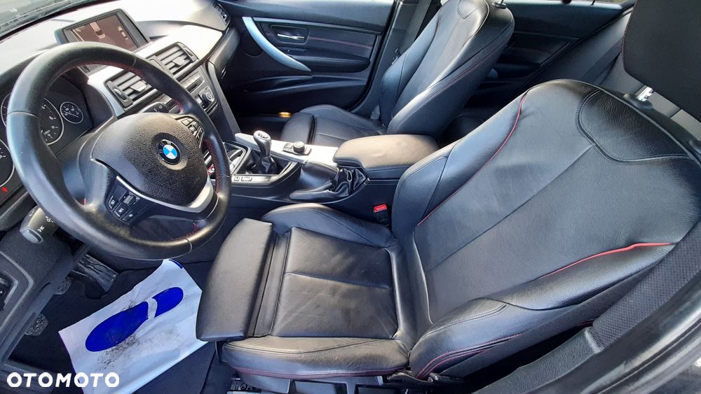 BMW Seria 3 320d - 17
