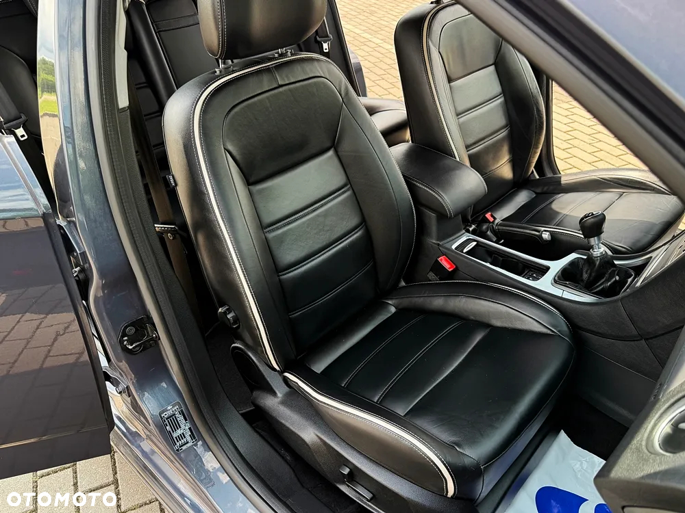 Ford Mondeo - 27