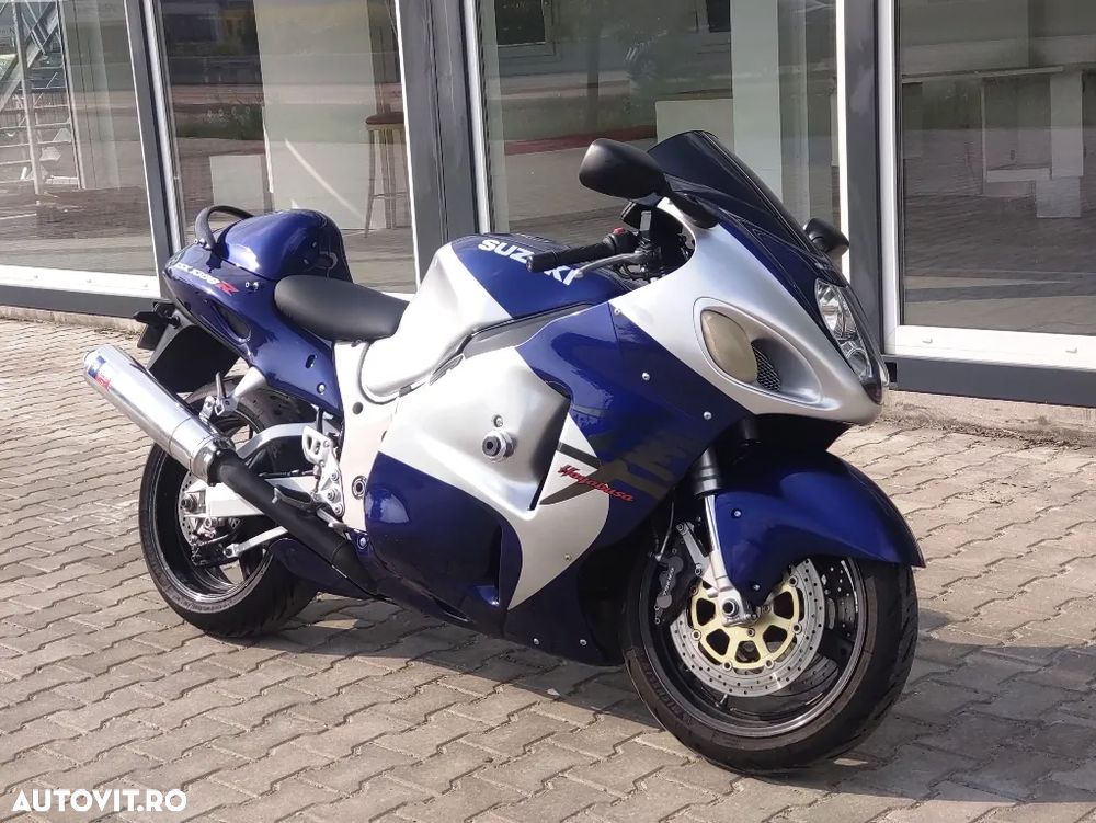 Suzuki GSX 1300R Hayabusa - 1