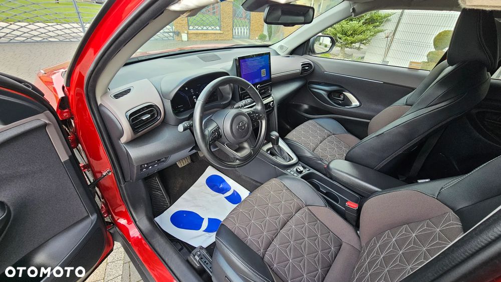Toyota Yaris Cross Hybrid 1.5 Executive AWD - 16