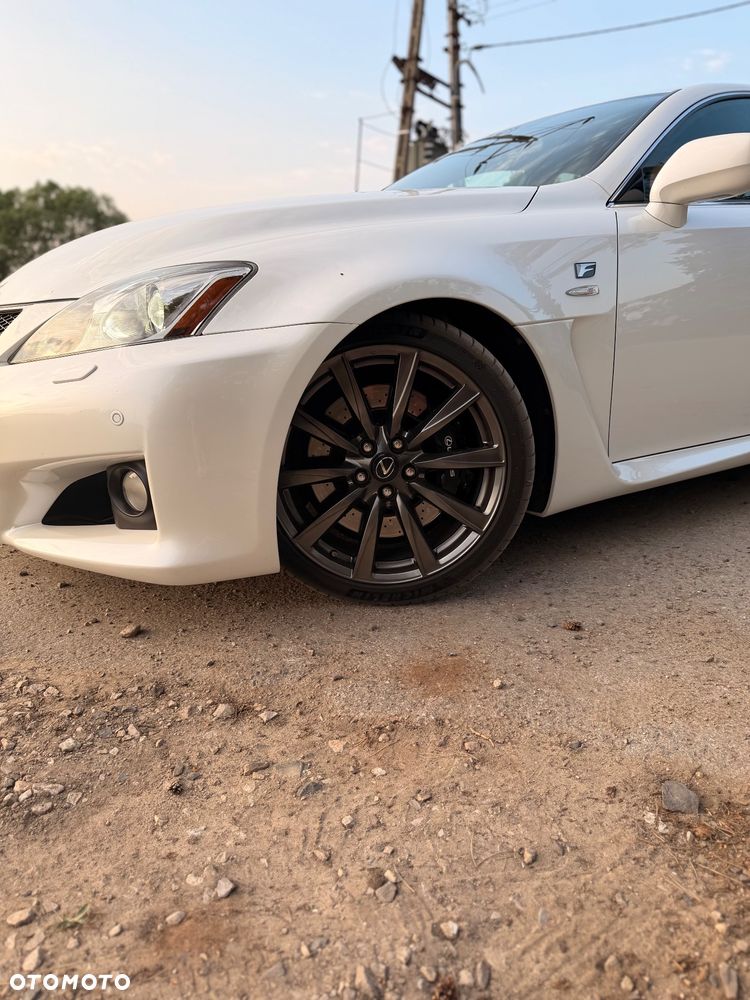 Lexus IS - 11