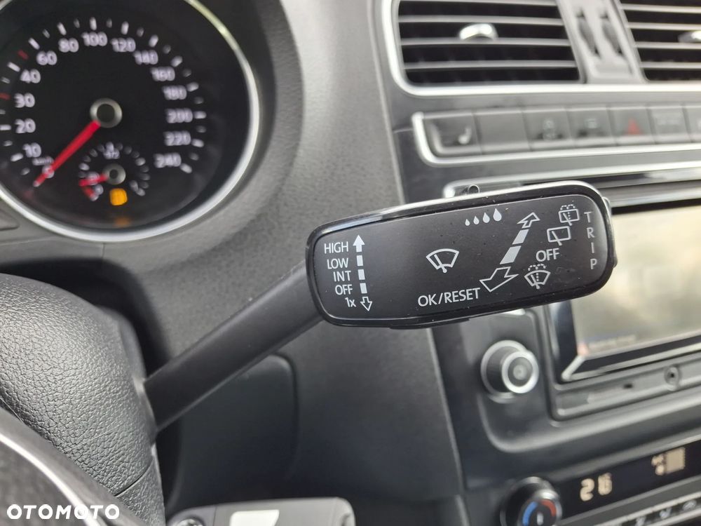 Volkswagen Polo 1.4 TDI (Blue Motion Technology) Highline - 20