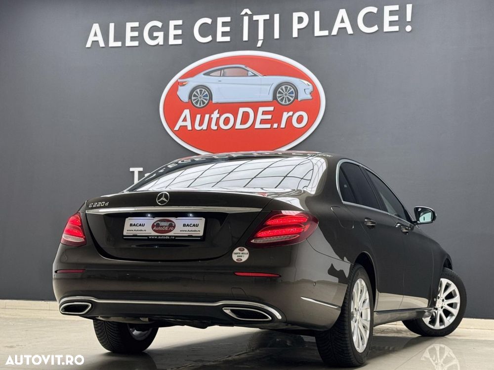 Mercedes-Benz E - 4