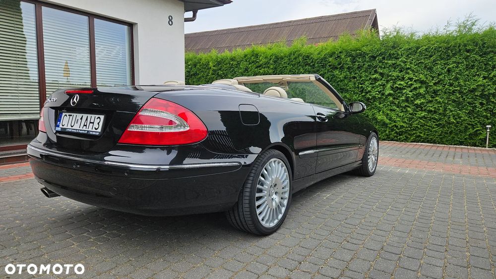 Mercedes-Benz CLK 320 - 12