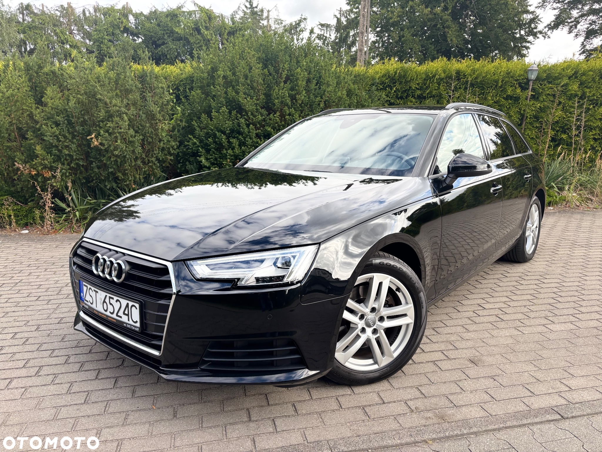 Audi A4 2.0 TDI Design S tronic - 13
