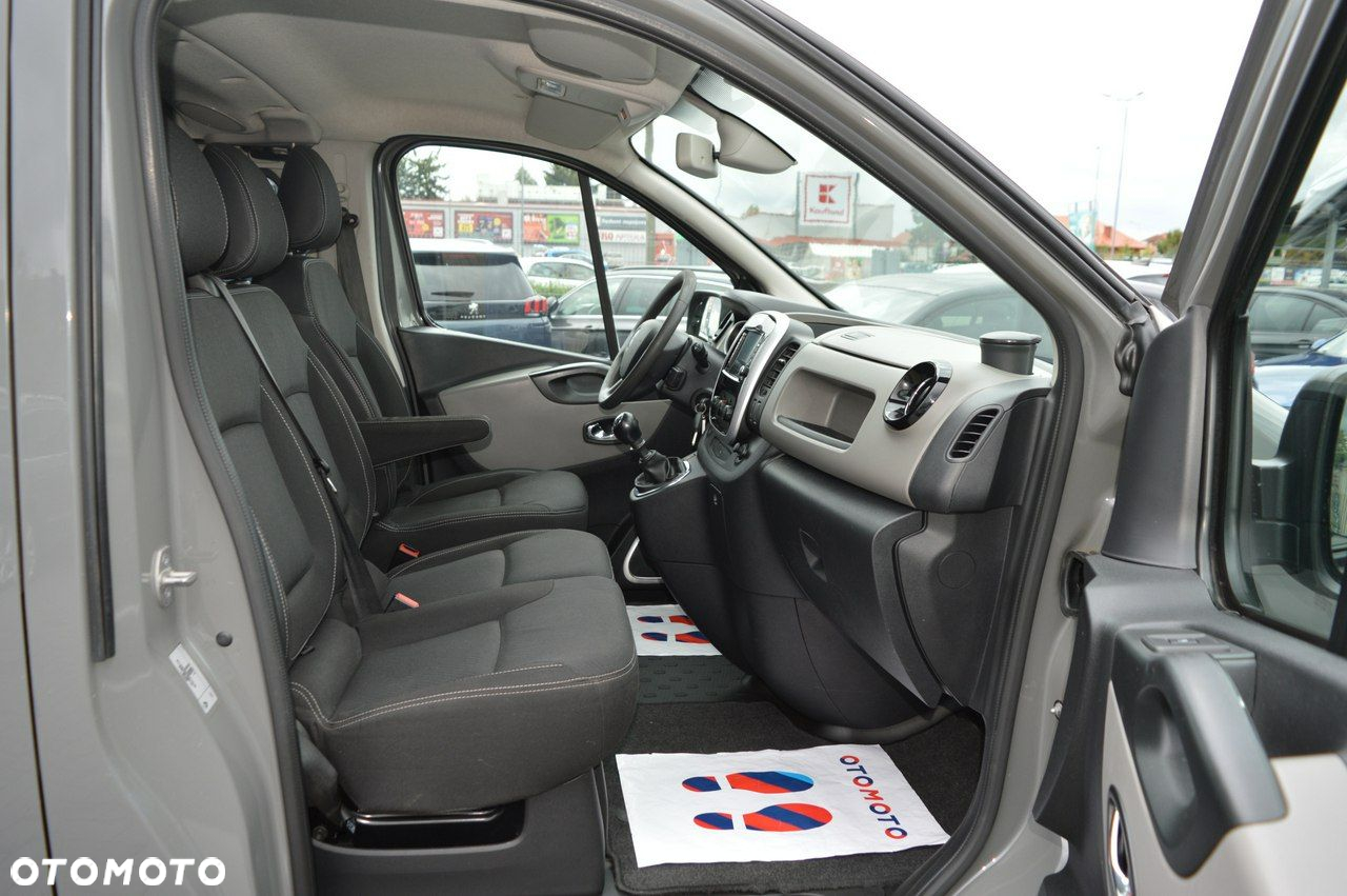 Renault Trafic - 28