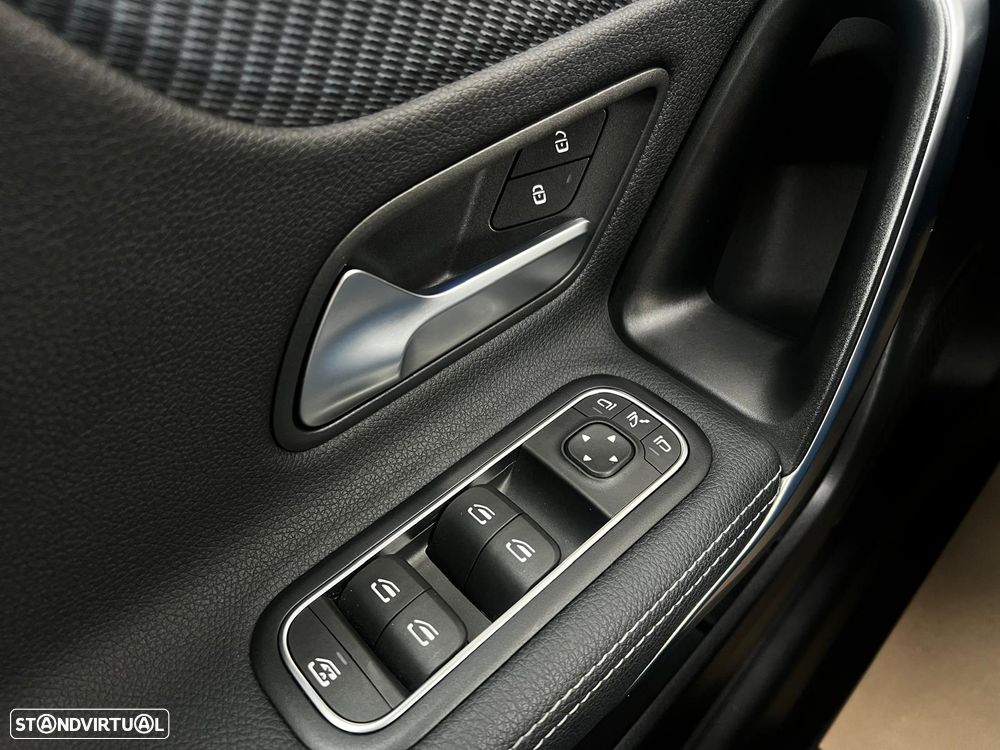 Mercedes-Benz A 200 Progressive Aut. - 38